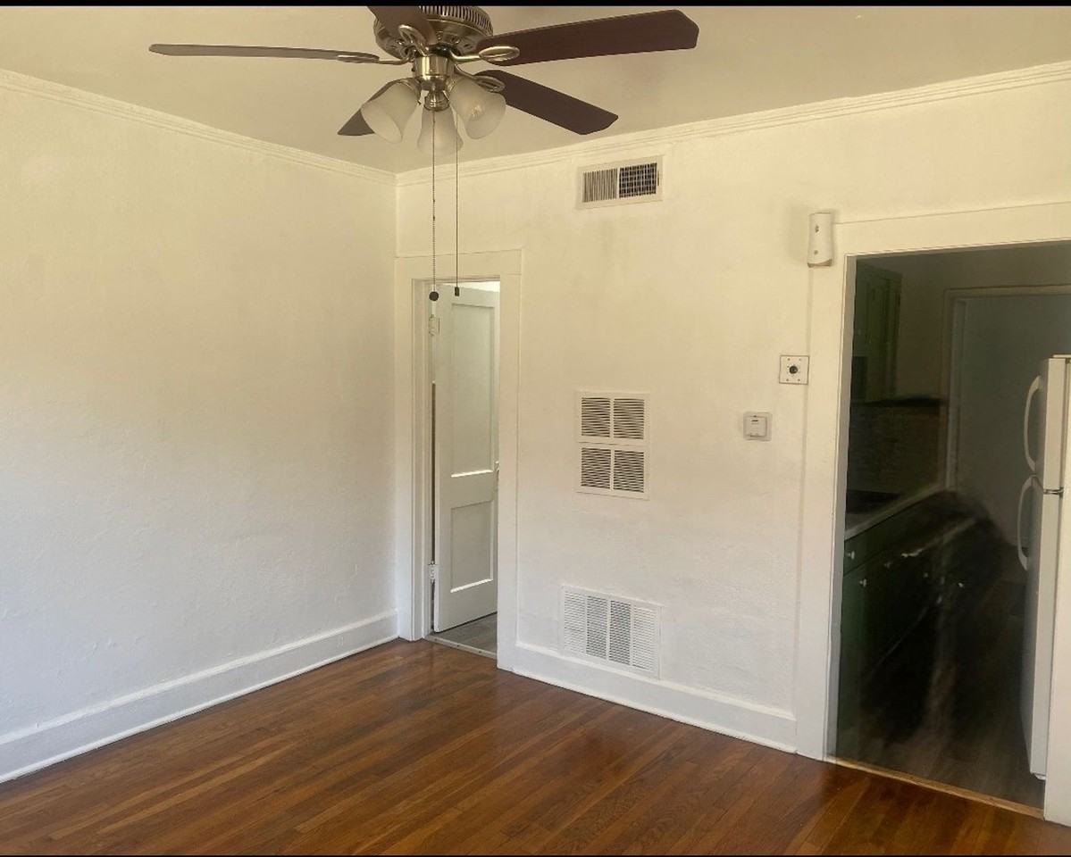 1410 1/2 N Florence St - Photo 2 of 10