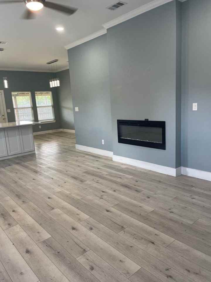 4517 Spencer St - Photo 5 of 22