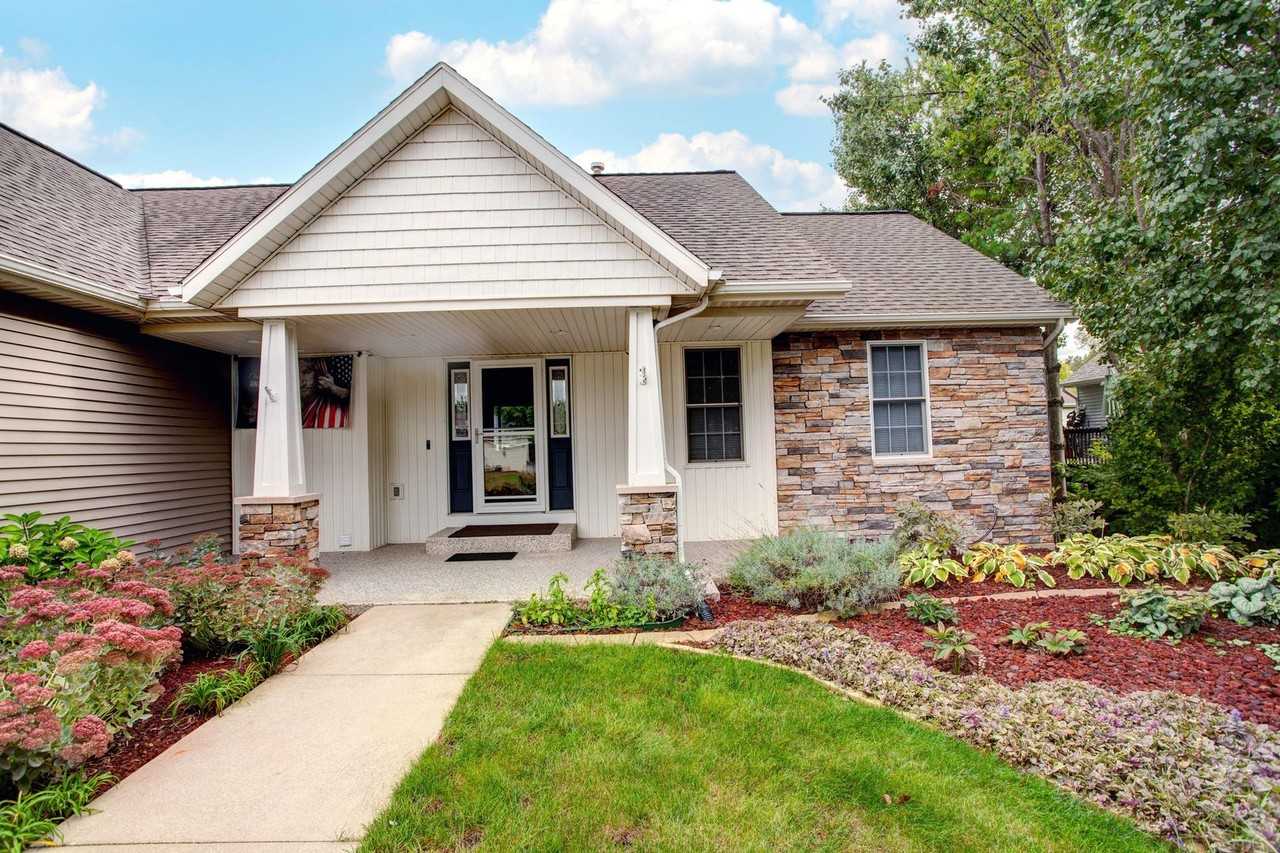 13168 Blueberry Ln - Photo 2 of 36