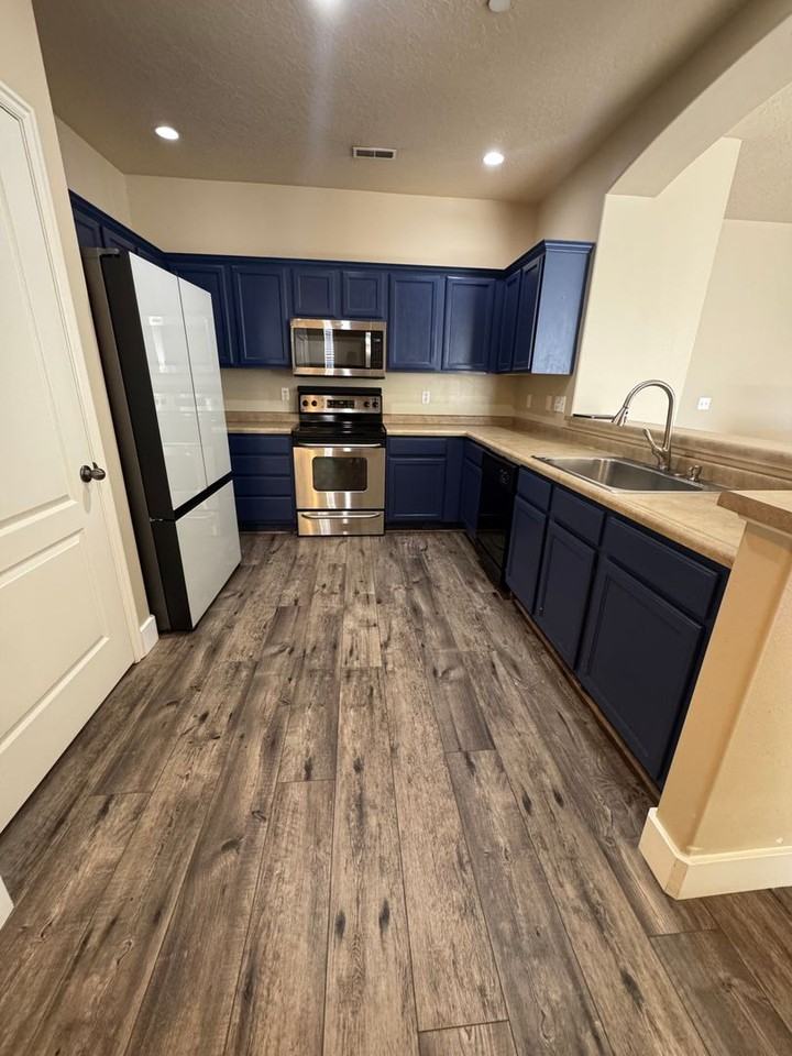 1592 W 3180 N #B3 - Photo 2 of 11