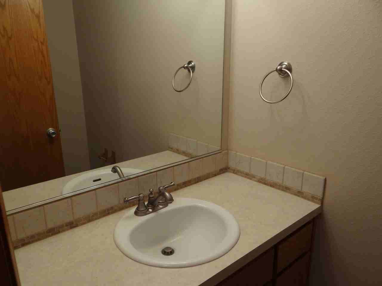 620 E Elm Ave - Photo 6 of 17