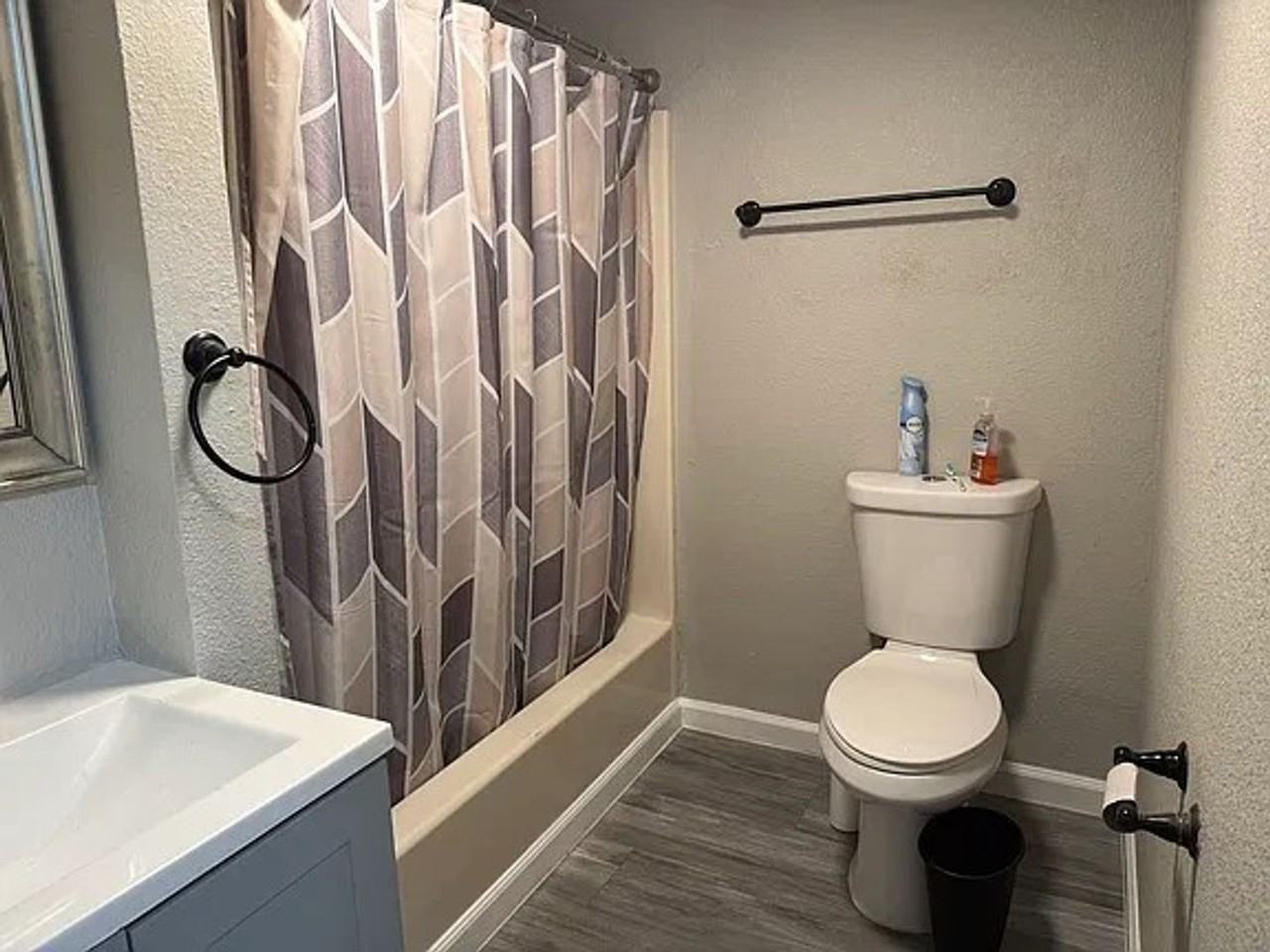 318 W. Florinda - Photo 6 of 32