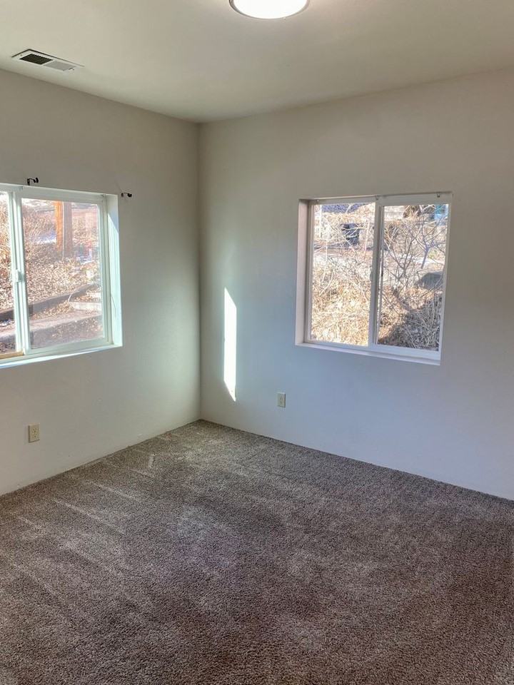 615 N 8th St - Photo 6 of 11