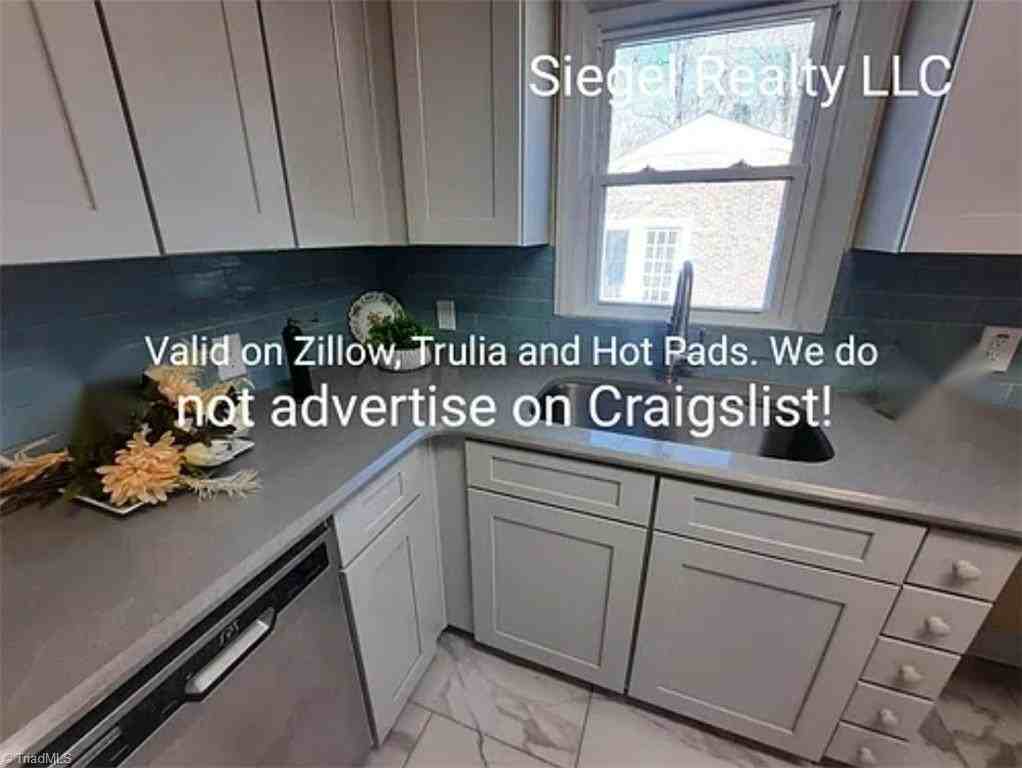 3201 Nathanael Rd - Photo 3 of 20