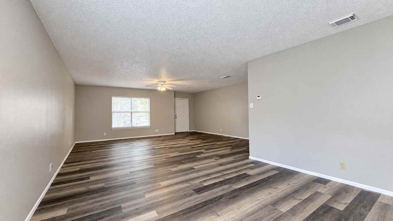 8131 Brisbane - Photo 6 of 22