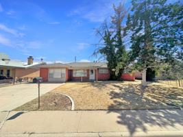featured image of 509 W Saint Anne Pl