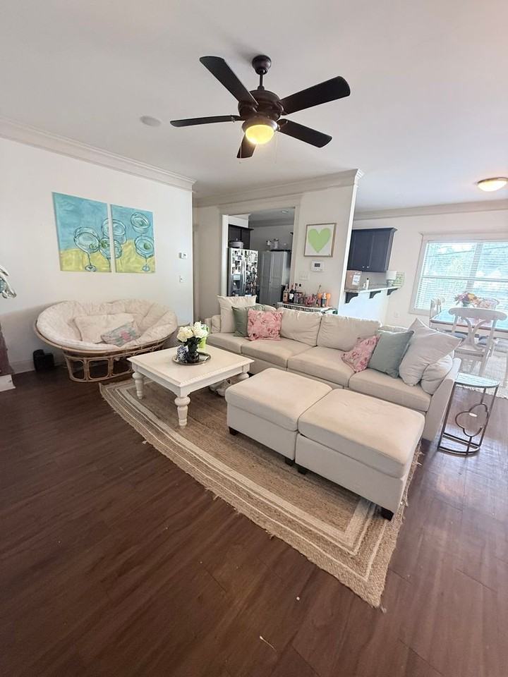 225 Ruth Dr - Photo 3 of 14