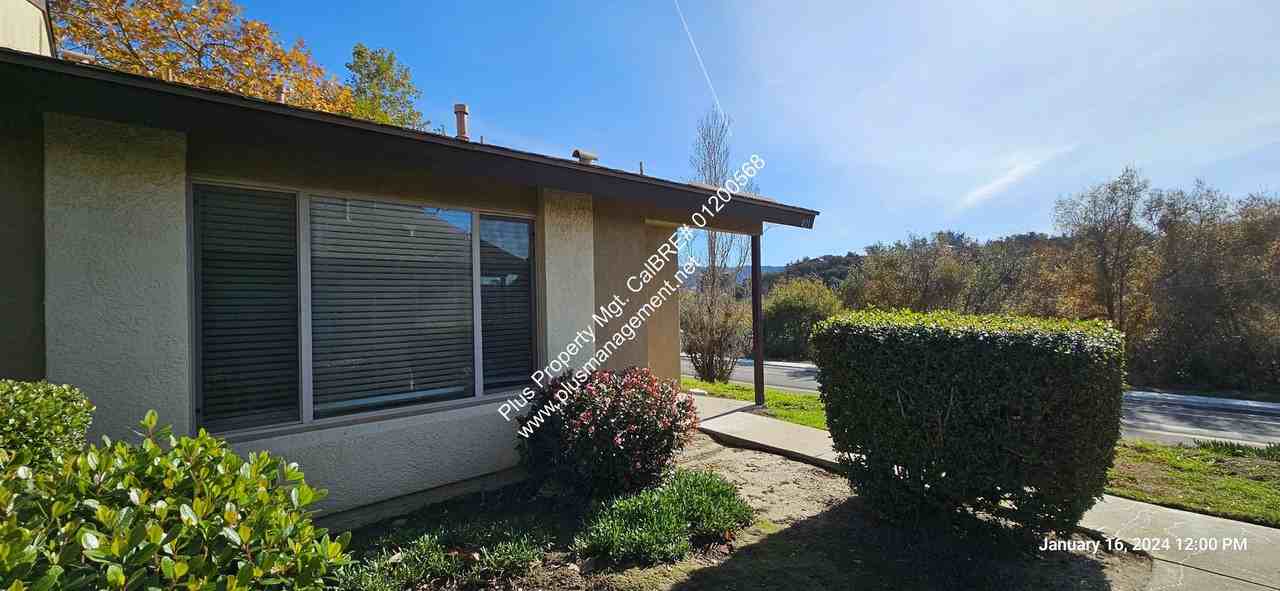 421 E Rice Ranch Rd - Photo 2 of 33