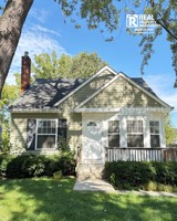 featured image of 2428 Columbia Rd