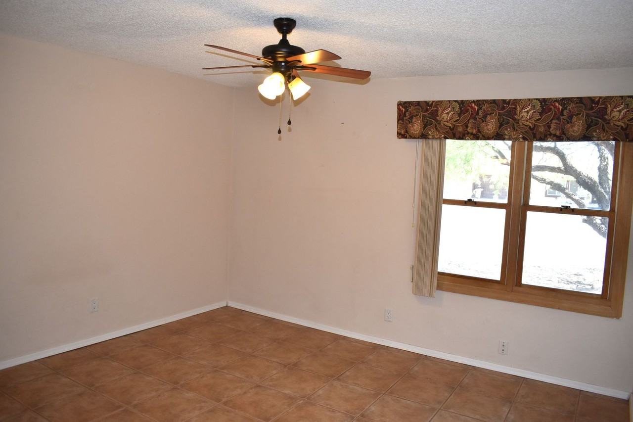 933 Plaza Benito - Photo 4 of 24