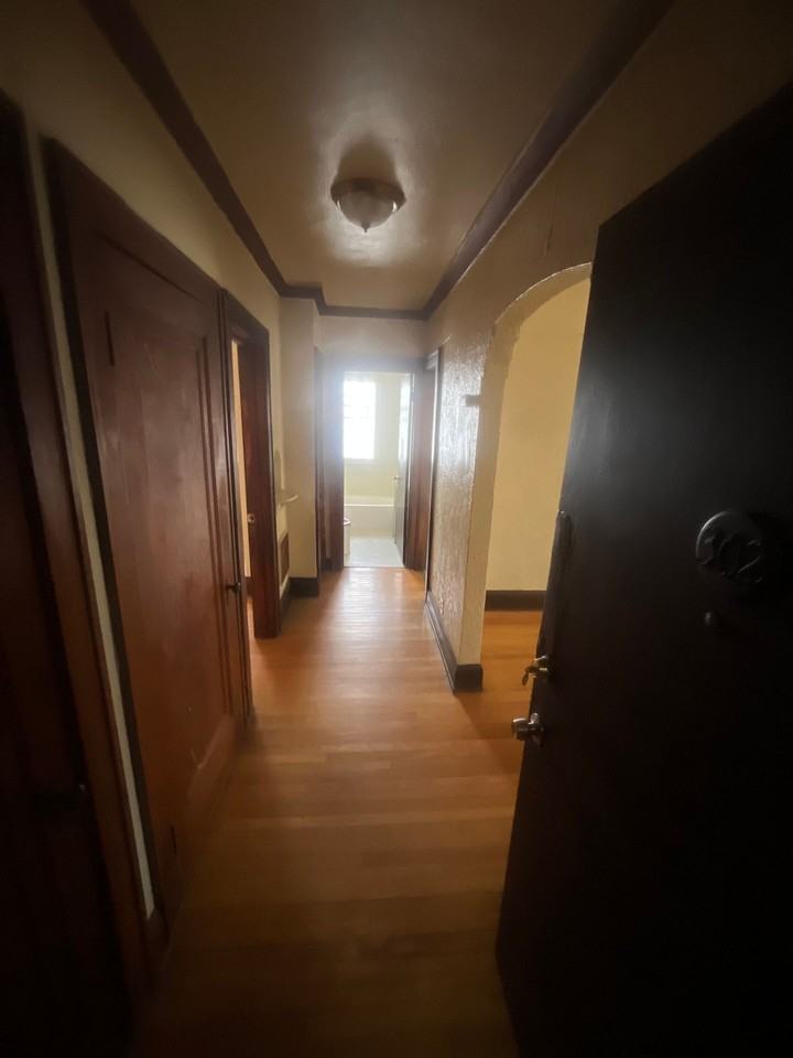 3959 N 19th Pl - Photo 3 of 19