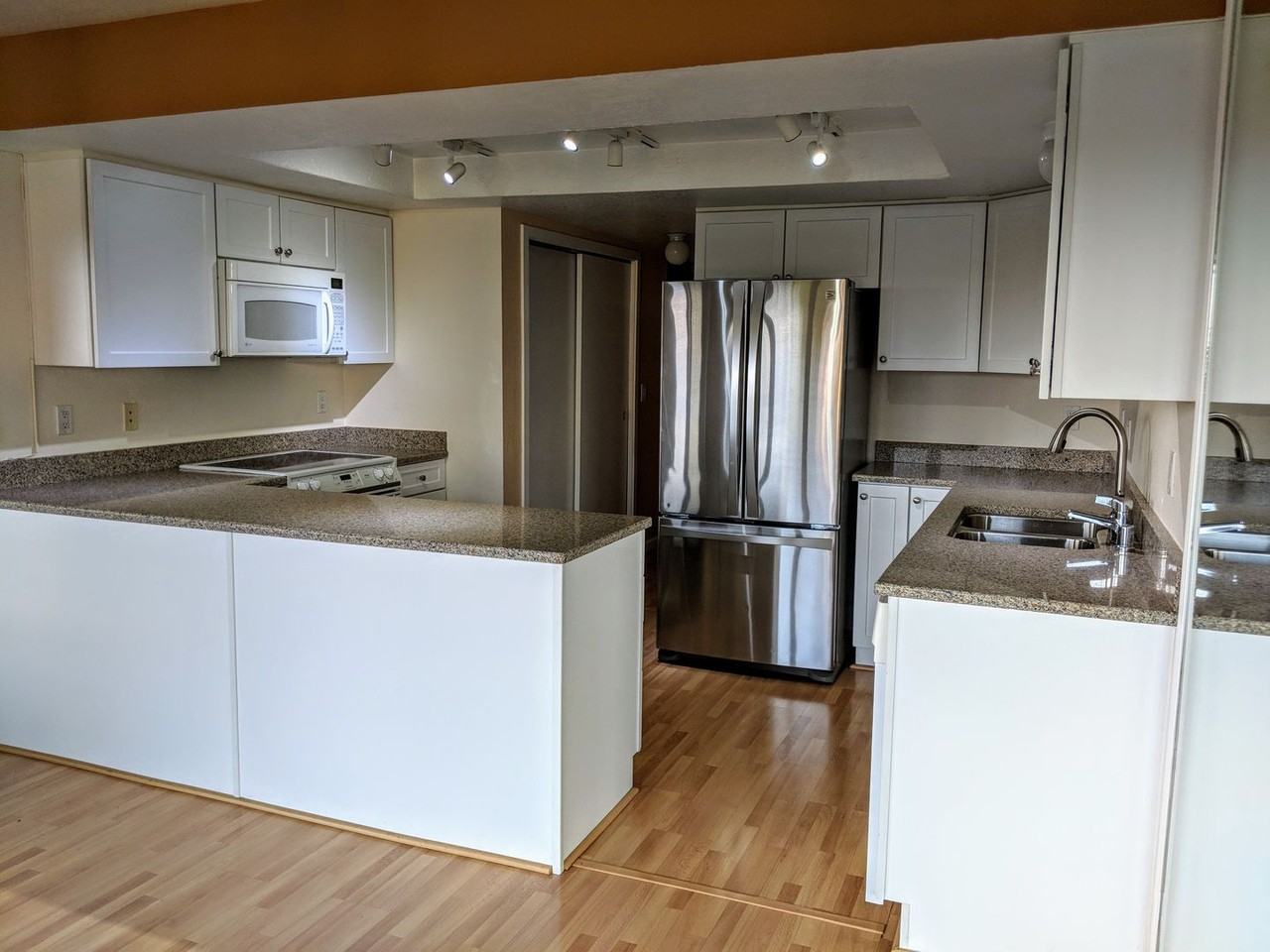 11640 100th Ave Ne - Photo 6 of 25