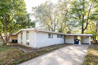 1015 Robinwood Dr - Photo 1 of 1