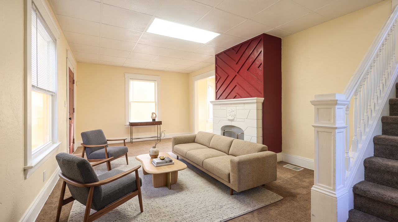 1318 E 188th St - Photo 4 of 24