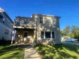 featured image of 2977 2977 N 61st St./6103 W Chambers St.