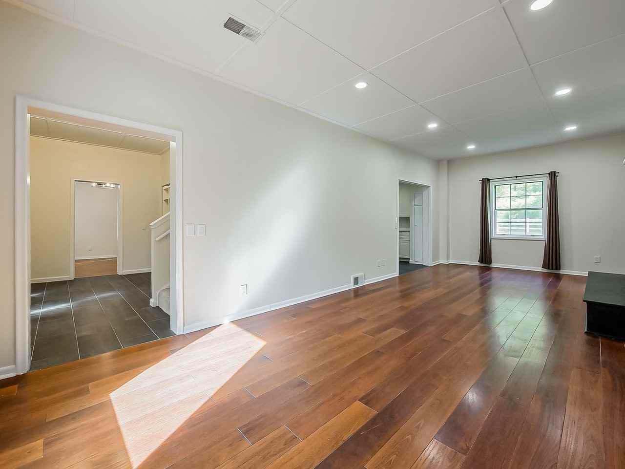8703 Brookville Rd - Photo 7 of 47
