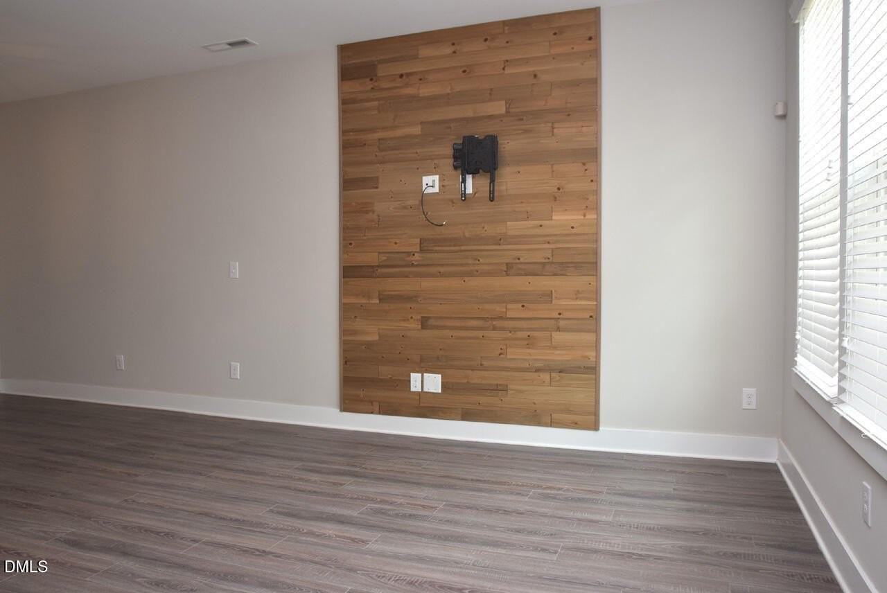 2791 Stone Rock Dr #111 - Photo 3 of 43