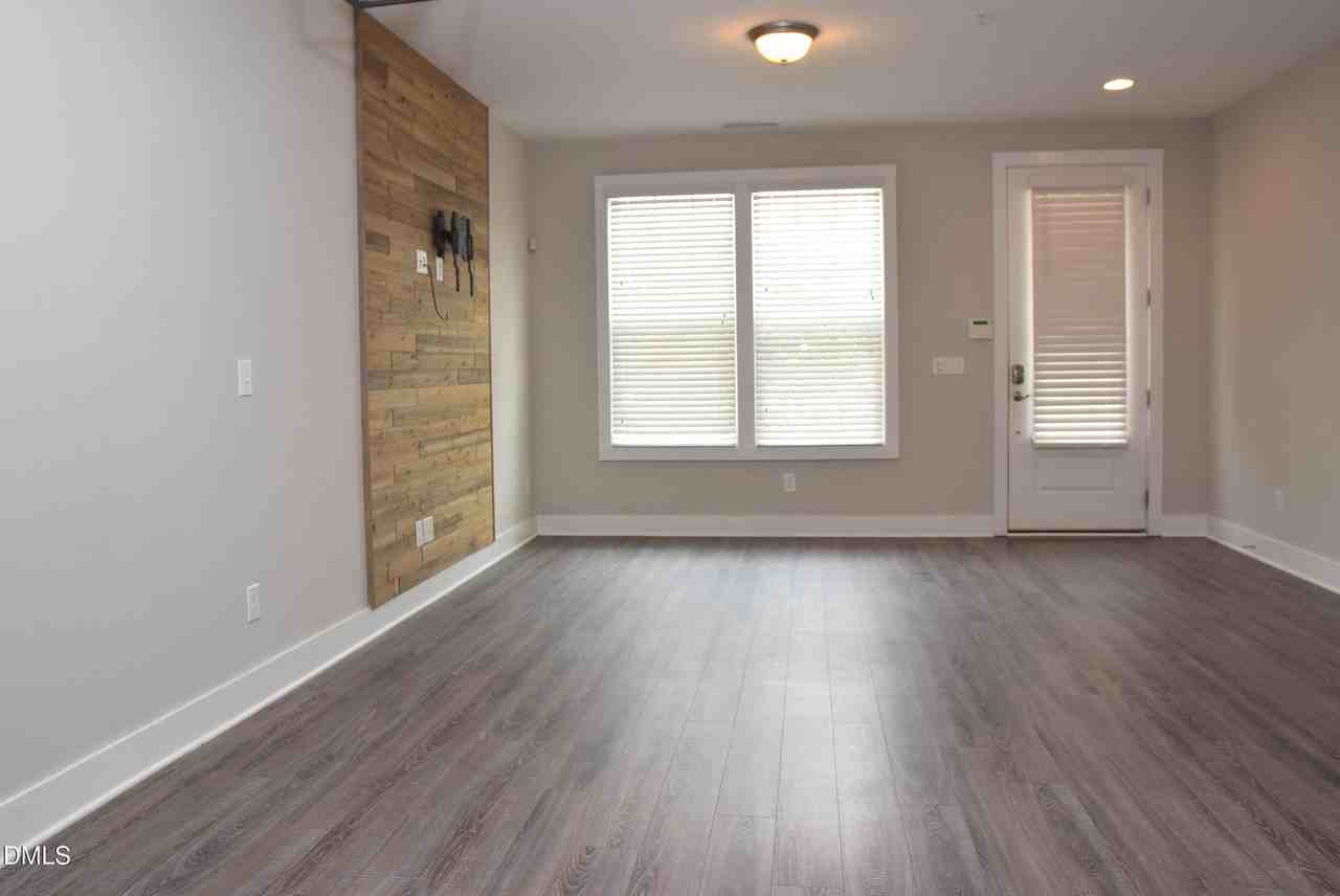 2791 Stone Rock Dr #111 - Photo 4 of 43