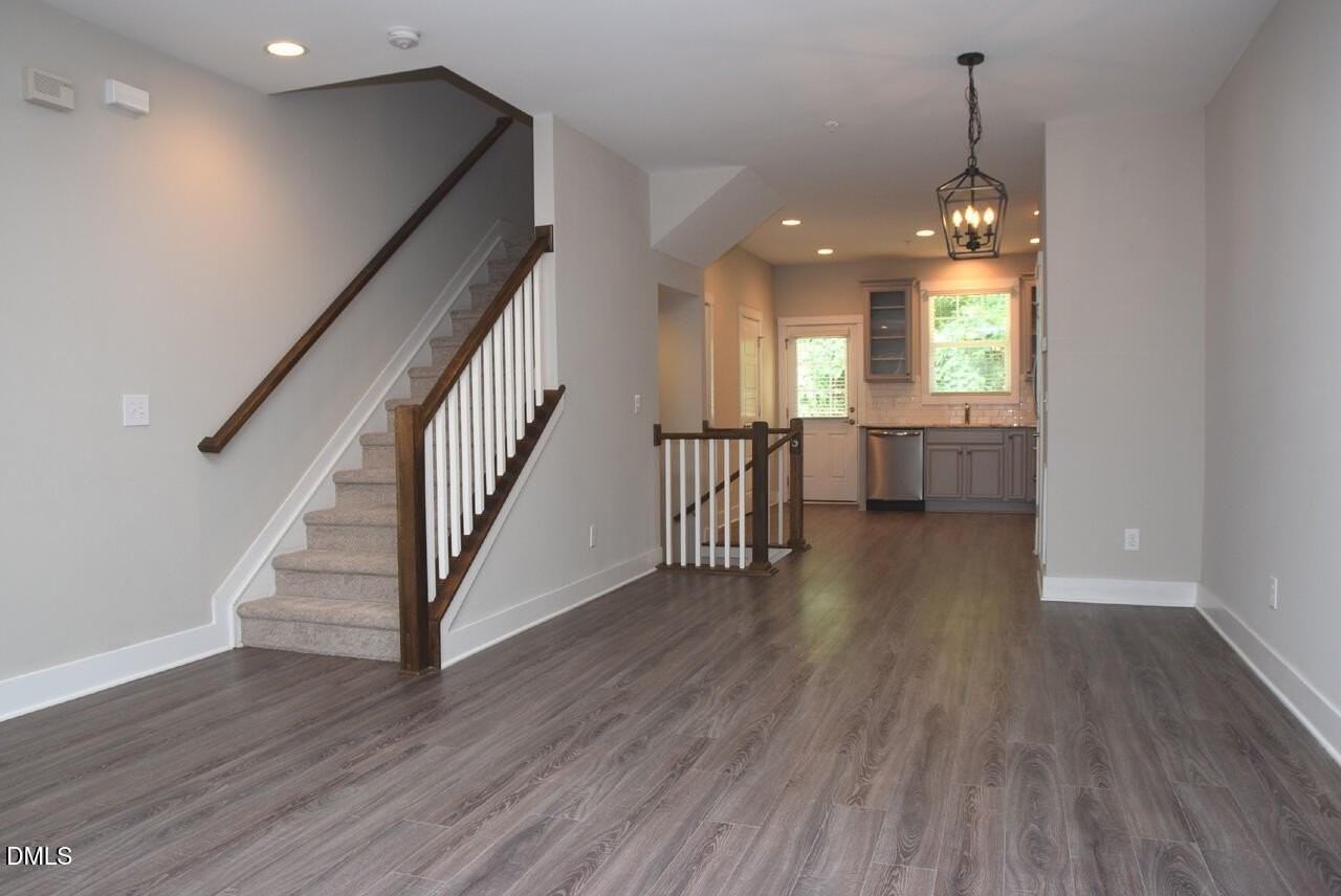 2791 Stone Rock Dr #111 - Photo 7 of 43