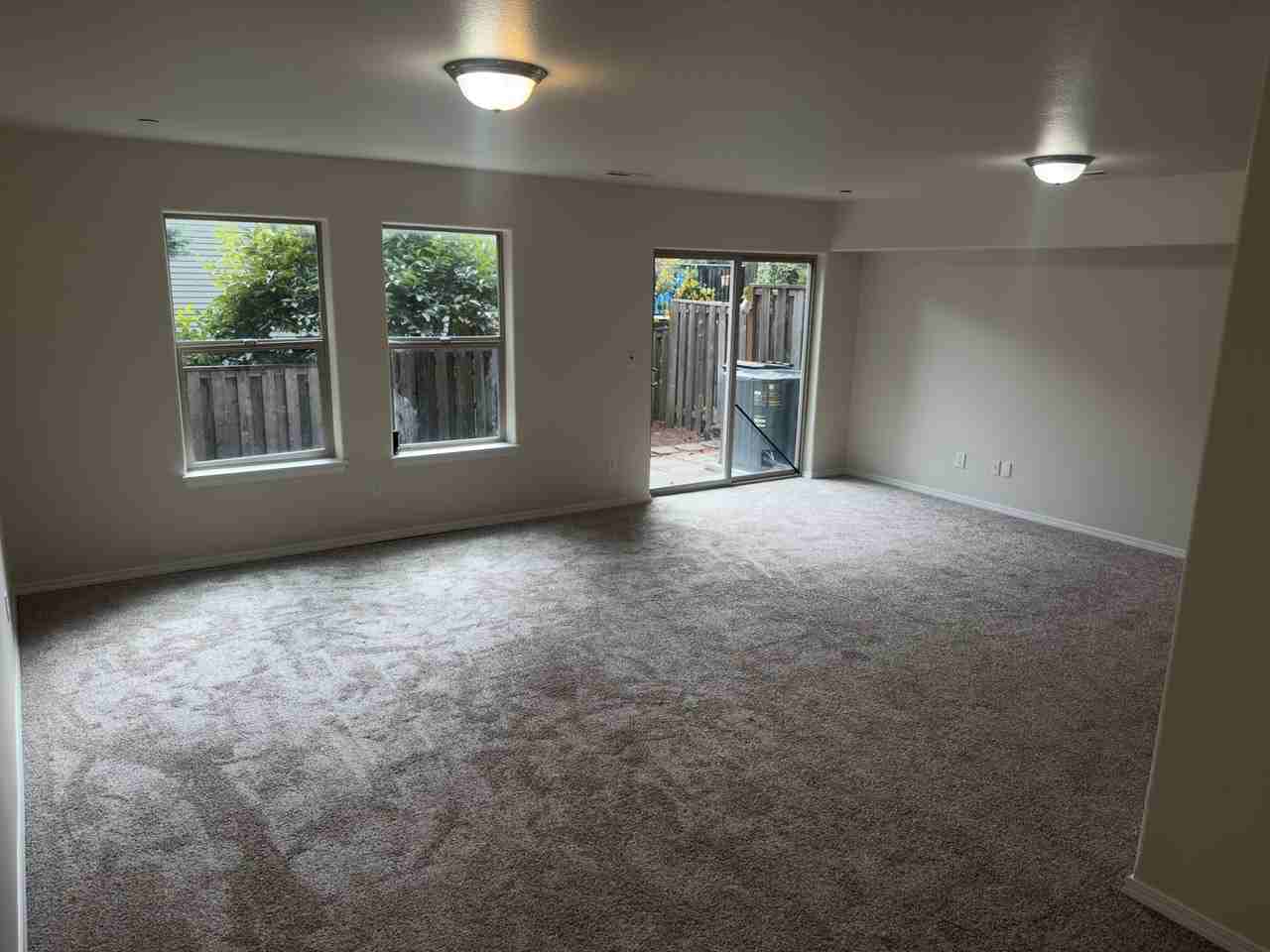 15585 Sw Stone Ridge Cir - Photo 7 of 19