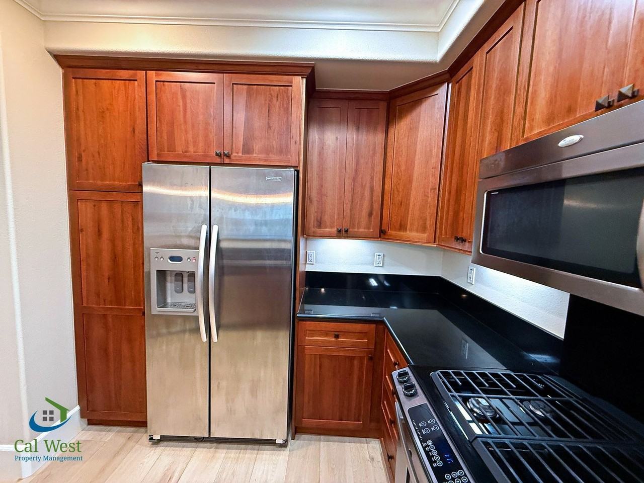 2881 Meridian Ave - Photo 5 of 50