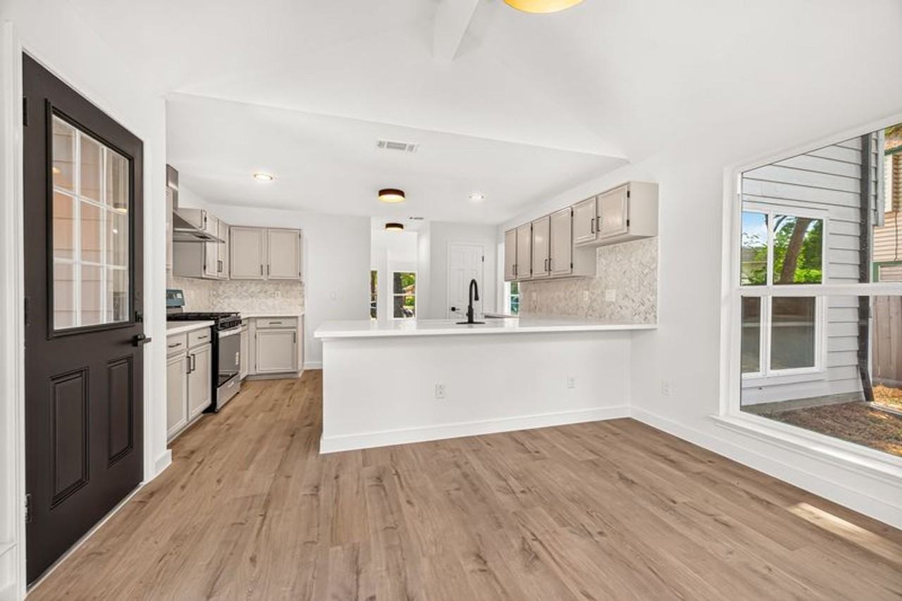 2231 Rolling Glen Dr - Photo 2 of 24