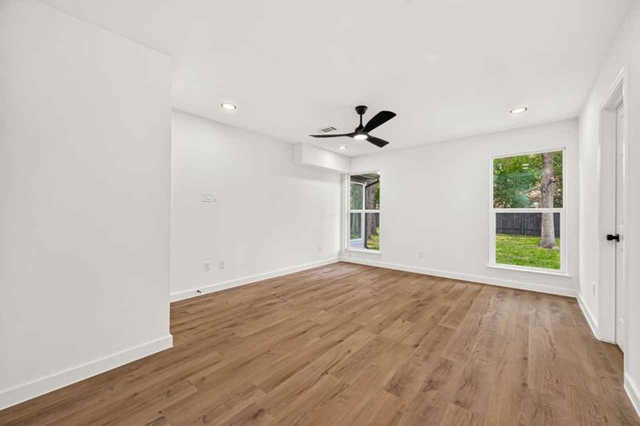 2231 Rolling Glen Dr - Photo 3 of 24