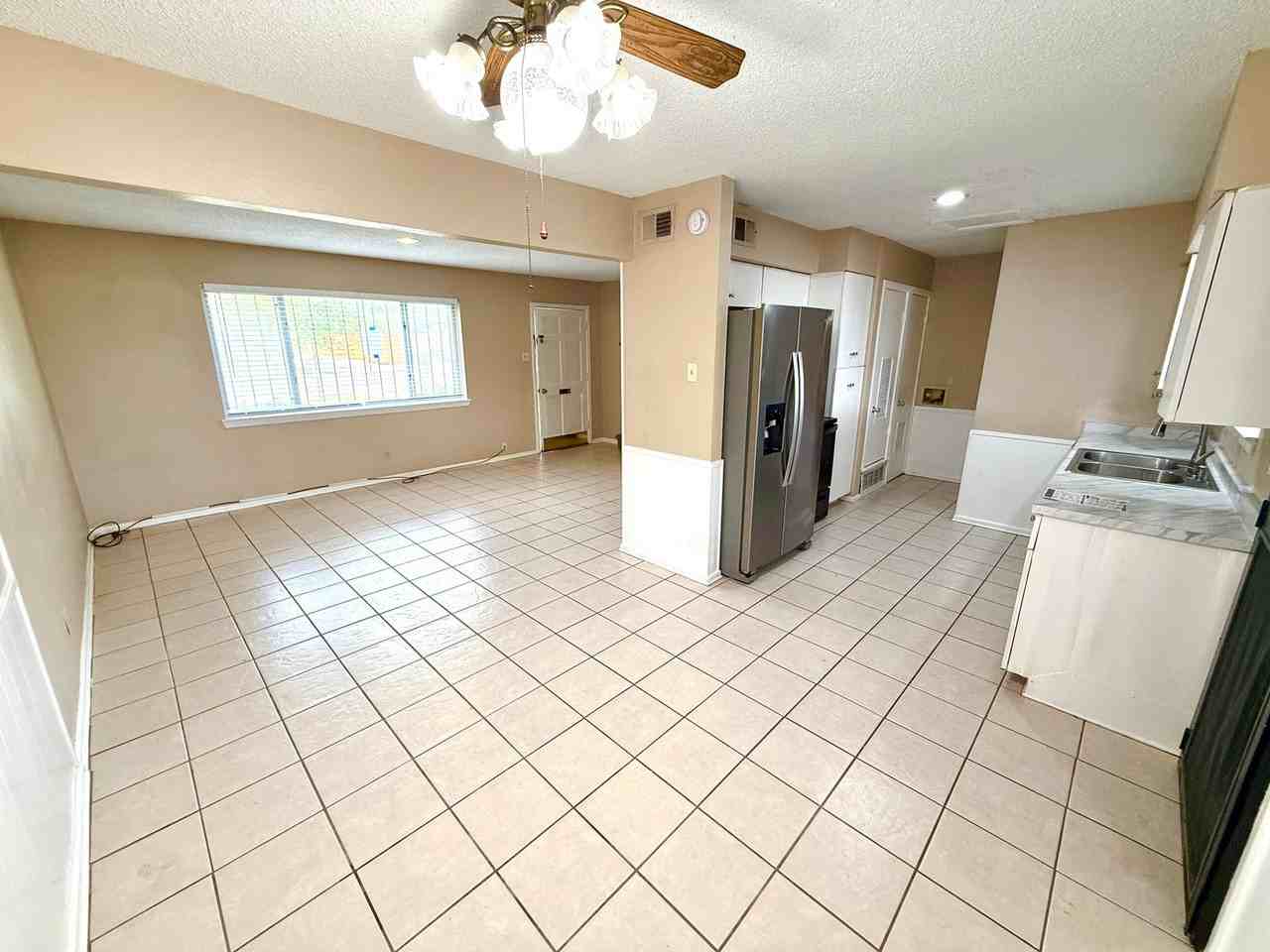 113 E Silver Sands Dr - Photo 7 of 24