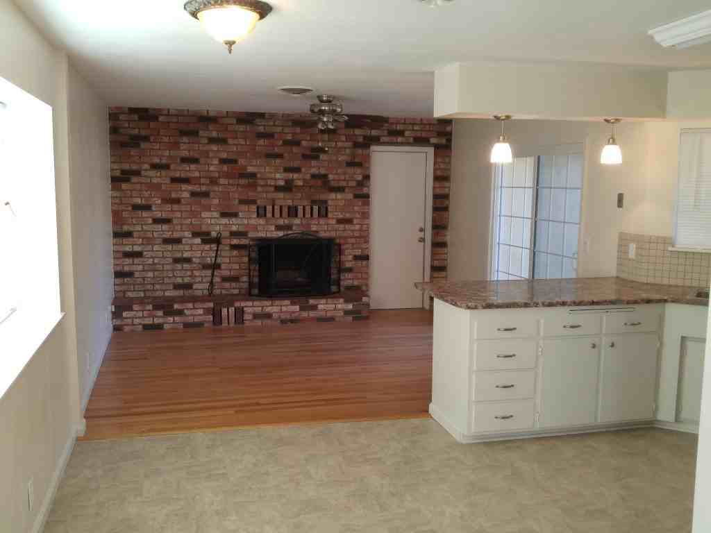 2014 Glengary Dr - Photo 2 of 15