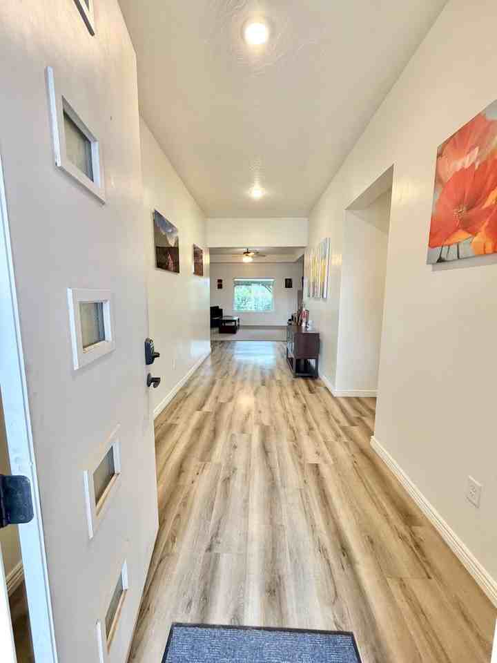 1711 E Yant Flat Dr - Photo 5 of 36