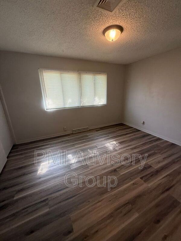 7114 Sw Woodcroft Way - Photo 4 of 6