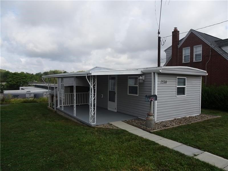 1530 Parr St - Photo 2 of 14