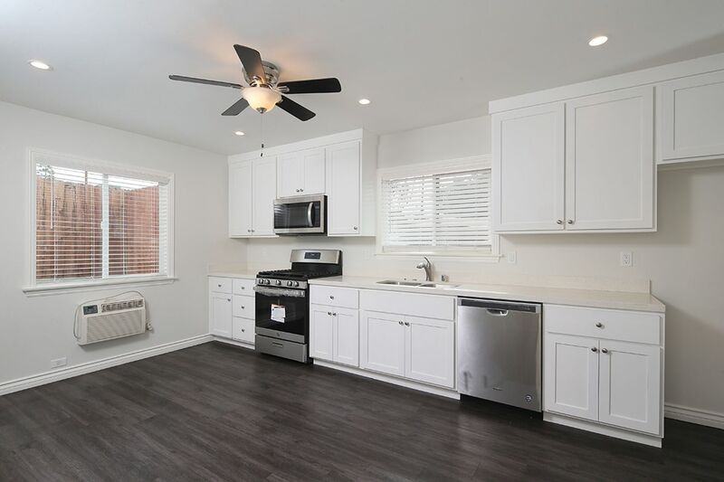 10038 Tujunga Canyon Blvd #11 - Photo 2 of 11