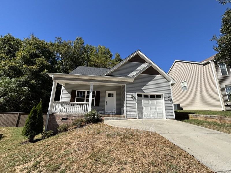 422 Bel Arbor Ln