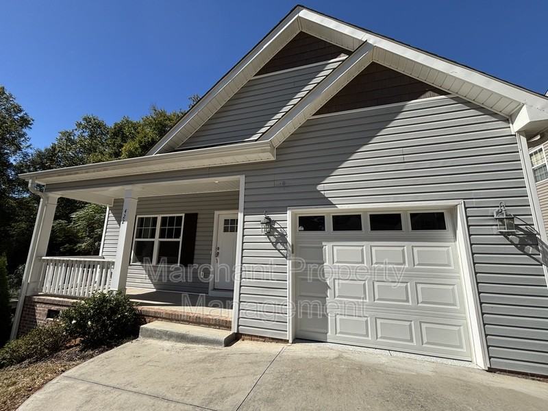 422 Bel Arbor Ln - Photo 3 of 3