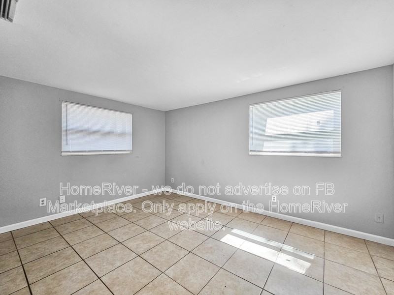 1862 7th St - Photo 7 of 21