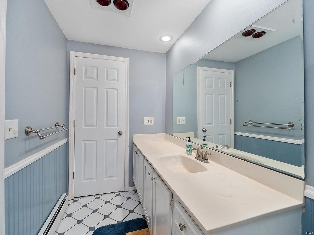 3612 Kirklynn Dr - Photo 3 of 36