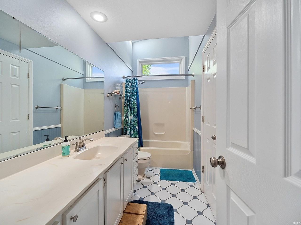 3612 Kirklynn Dr - Photo 6 of 36