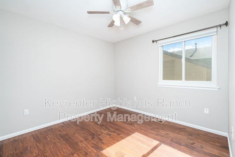 10356 Ravenswood Ln - Photo 7 of 18