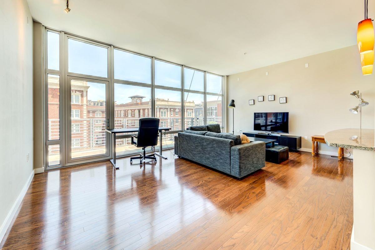 9 N Euclid Ave - Photo 4 of 22
