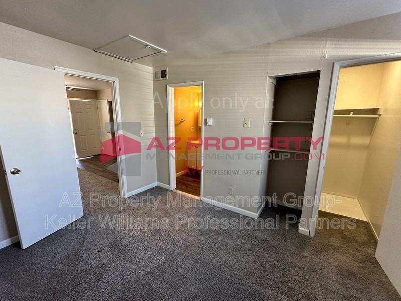 6738 N 55th Ave #2 - Photo 5 of 5