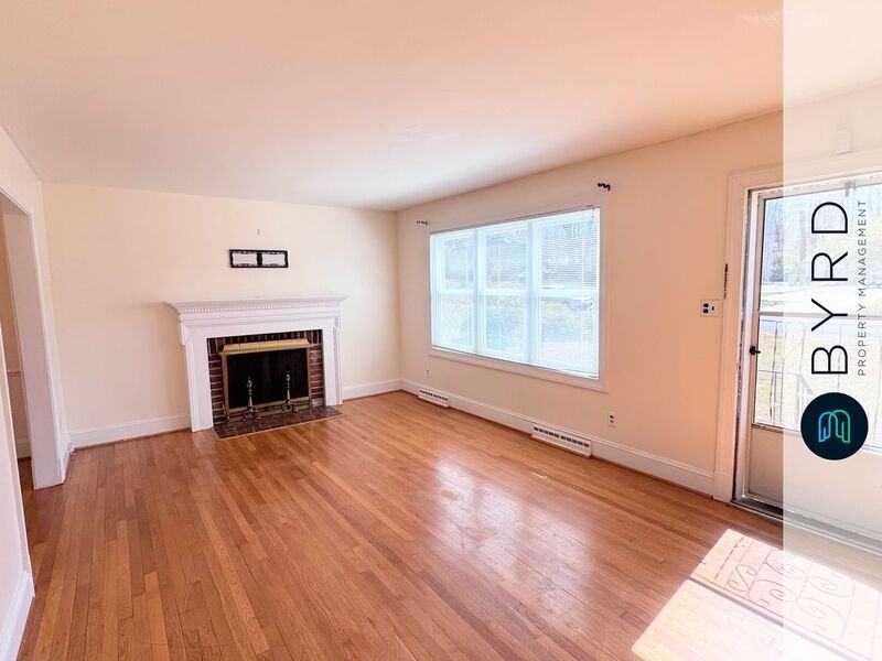 9008 Michaux Ln - Photo 7 of 30