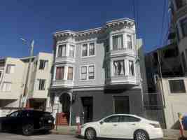 featured image of 290 8th Ave
