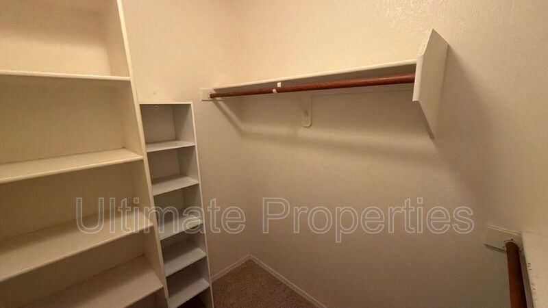 8002 W Salter Dr - Photo 6 of 11