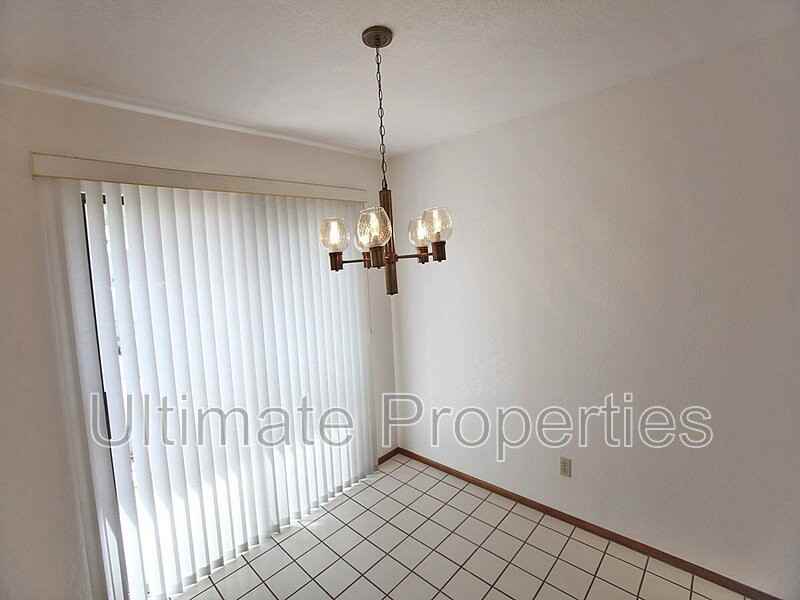 14238 N 23rd St - Photo 3 of 25