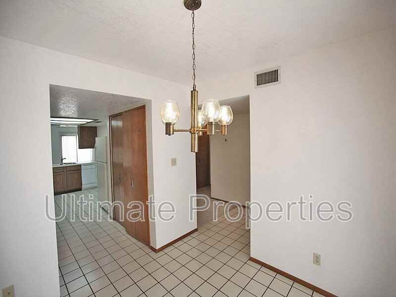 14238 N 23rd St - Photo 5 of 25