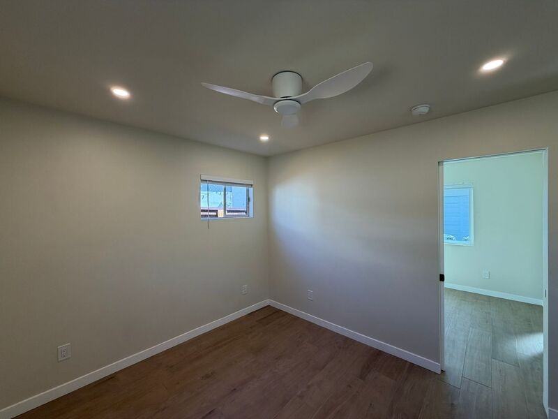 1023 Sapphire St - Photo 6 of 12