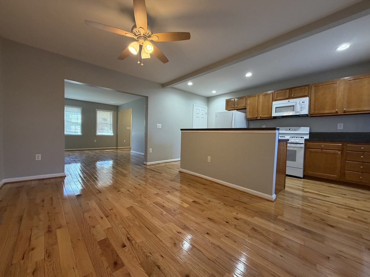 5303 Brookwood Rd - Photo 7 of 19