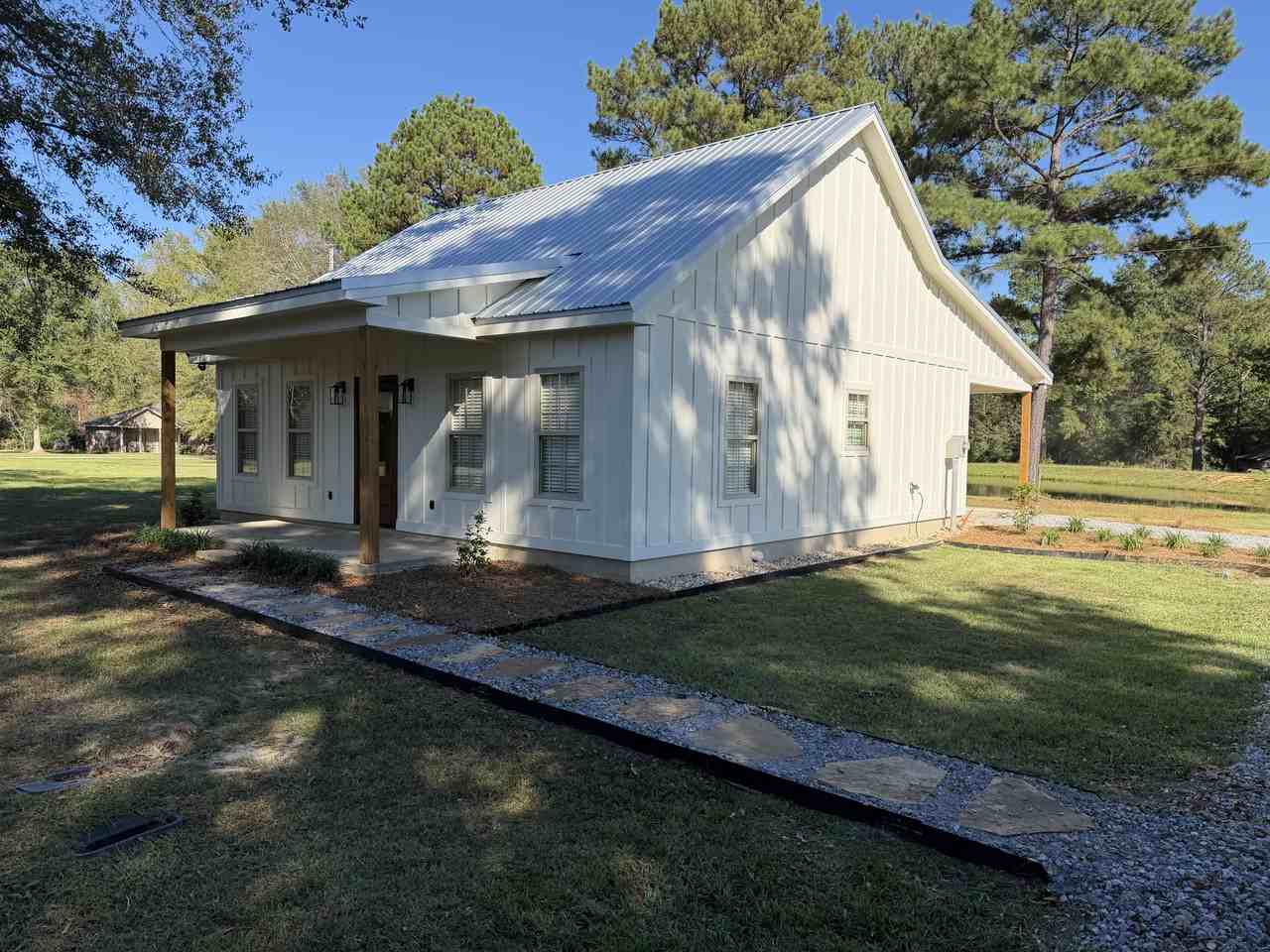 24 Tolar Cut Off - Photo 2 of 18