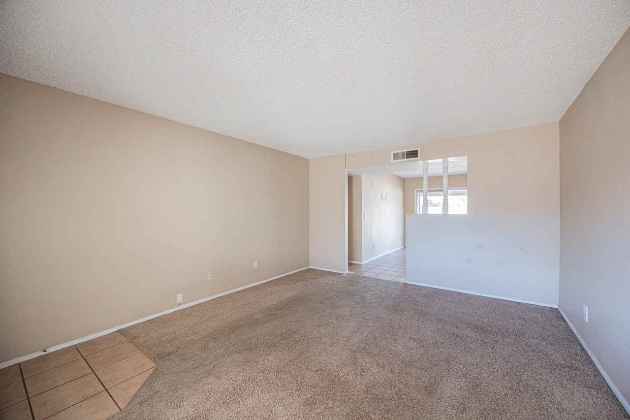 1234 W Palomino Dr - Photo 6 of 37